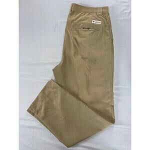 Columbia GRT Vintage Relaxed Fit Microfiber Single Pleat Hiking Pants. 38X34 EUC